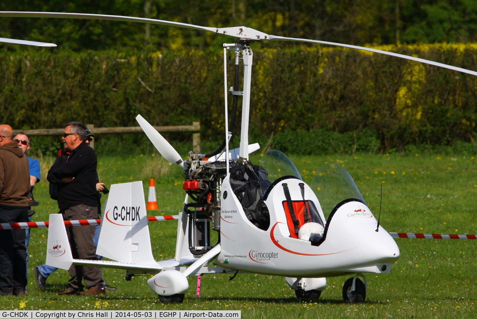 G-CHDK, 2012 Magni Gyro M-16C Tandem Trainer C/N 16-12-6894, at the 2014 Microlight Trade Fair, Popham
