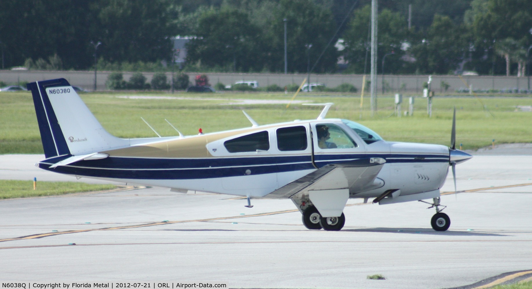 N6038Q, 1979 Beech F33A Bonanza C/N CE-852, Beech F33A Bonanza