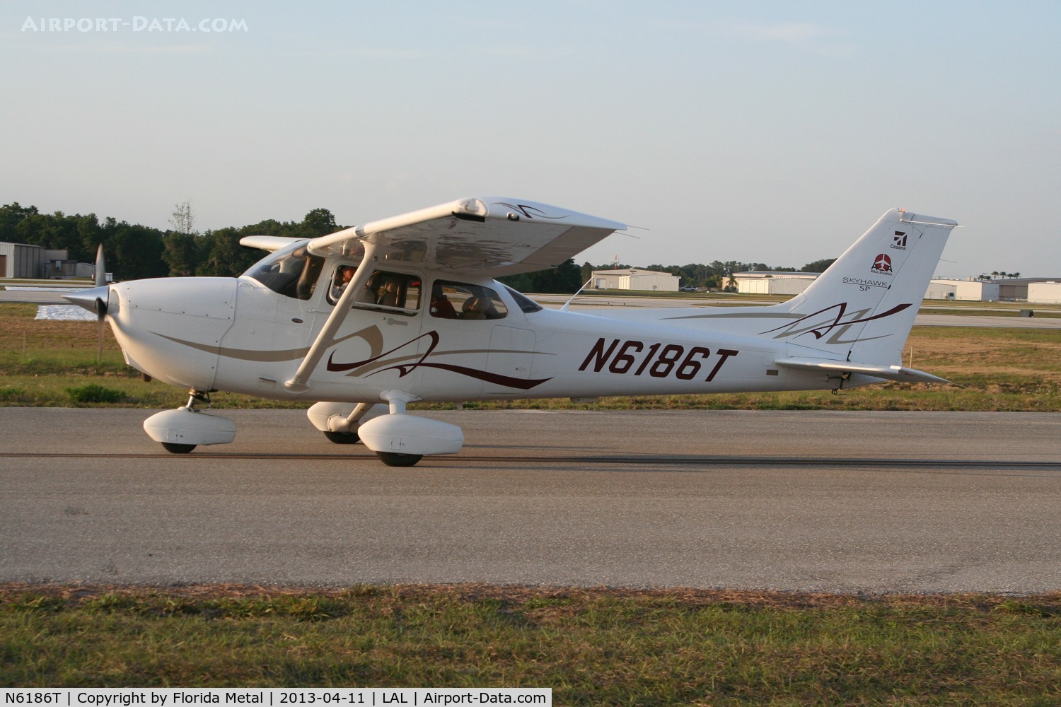 N6186T, 2008 Cessna 172S C/N 172S10729, Cessna 172S