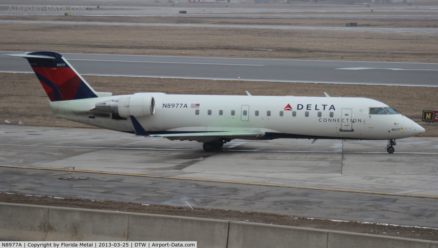 N8977A, 2004 Canadair CRJ-440 (CL-600-2B19) Regional Jet C/N 7977, Delta Connection CRJ-200