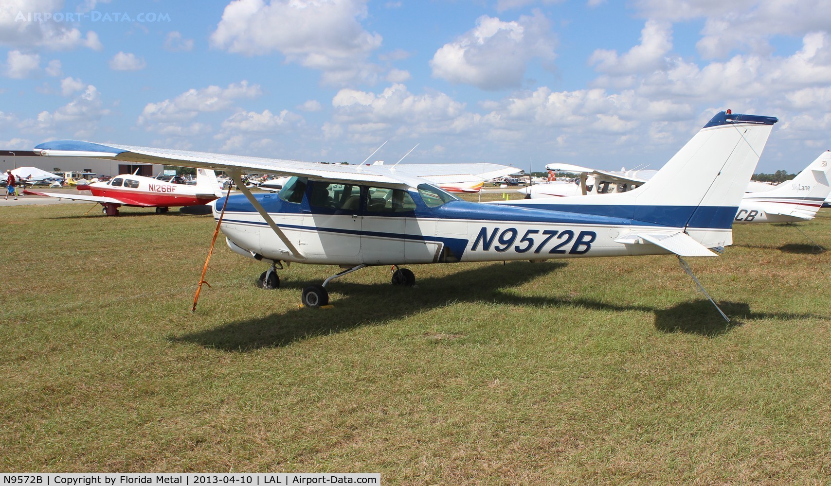 N9572B, 1981 Cessna 172RG Cutlass RG C/N 172RG0889, Cessna 172RG Cutlass at Sun N Fun