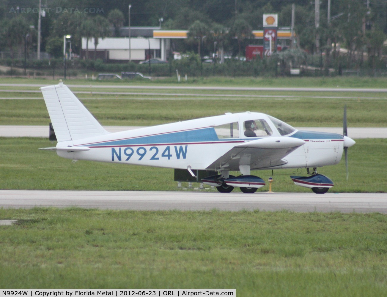 N9924W, 1967 Piper PA-28-140 C/N 28-23448, PA-28-140