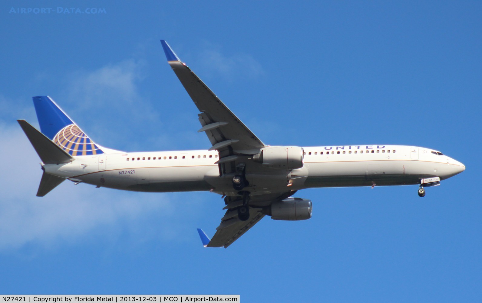 N27421, 2008 Boeing 737-924/ER C/N 37094, United 737-900