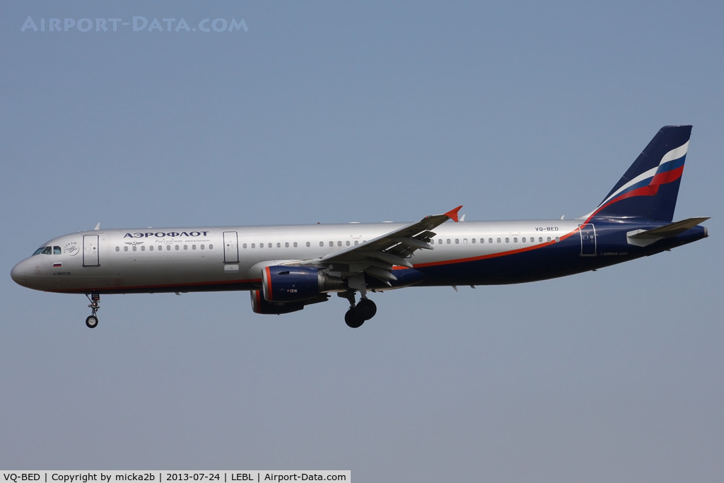 VQ-BED, 2009 Airbus A321-213 C/N 4074, Landing
