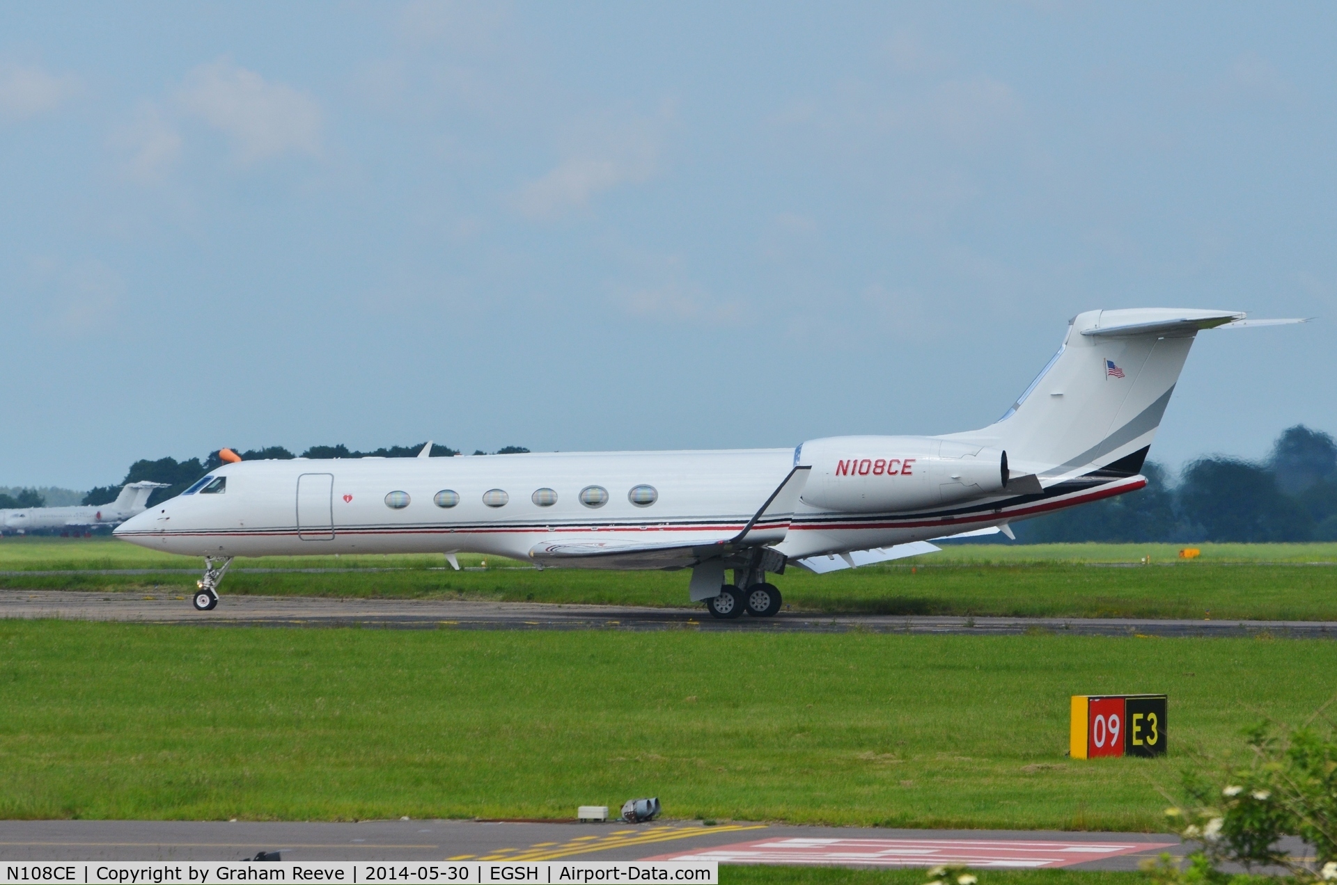N108CE, 1998 Gulfstream Aerospace G-V C/N 561, About to depart from Norwich.
