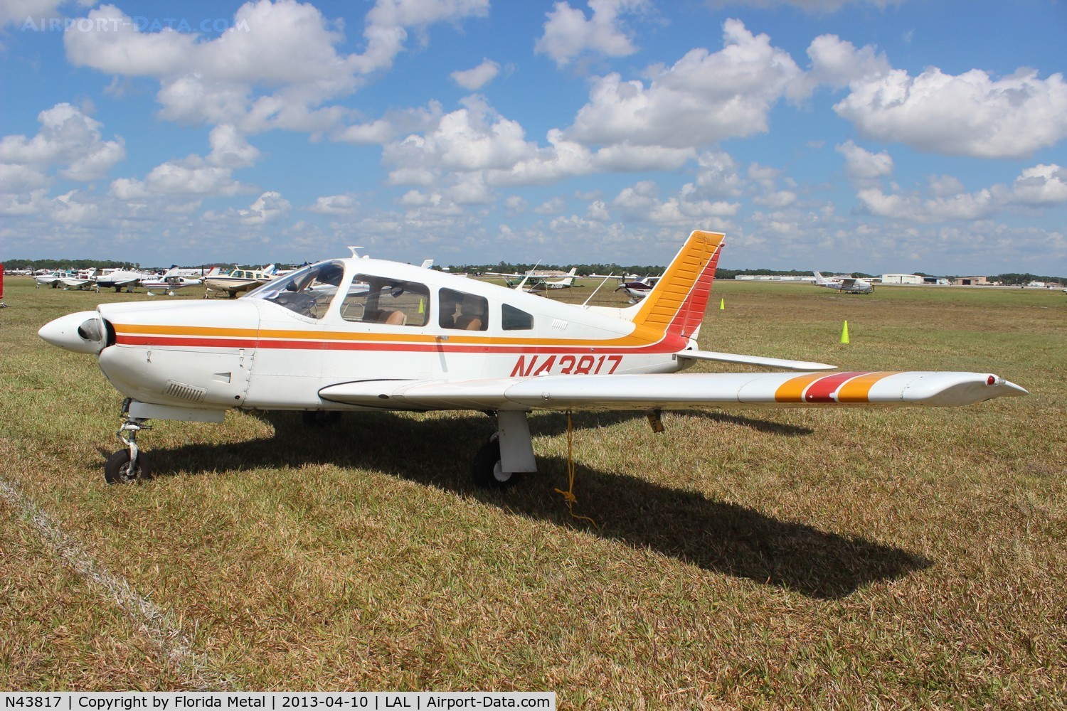 N43817, 1977 Piper PA-28R-201 Cherokee Arrow III C/N 28R-7737136, PA-28R-200