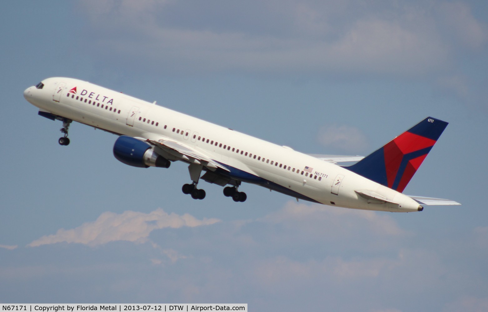 N67171, 2001 Boeing 757-232 C/N 30839, Delta 757-200