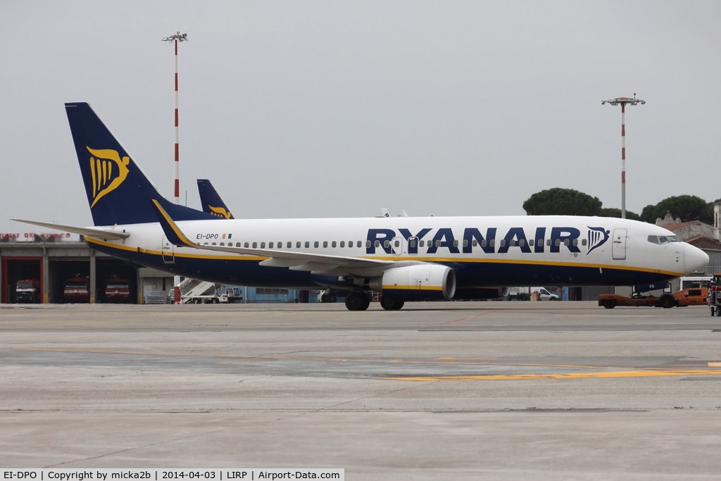 EI-DPO, 2007 Boeing 737-8AS C/N 33612, Taxiing