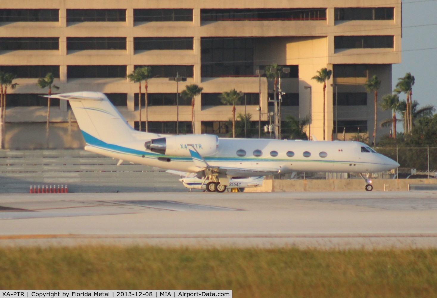 XA-PTR, 2001 Gulfstream Aerospace G-IV C/N 1467, Gulfstream IV