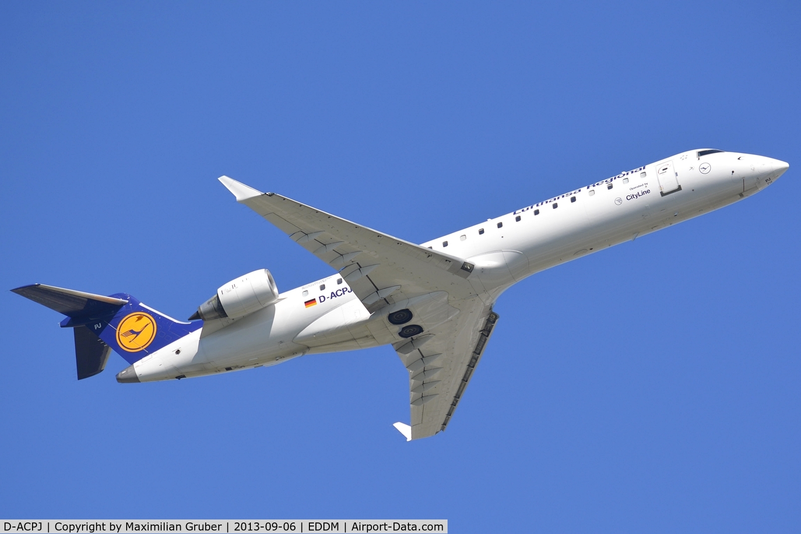 D-ACPJ, Canadair CRJ-701ER (CL-600-2C10) Regional Jet C/N 10040, Lufthansa CityLine