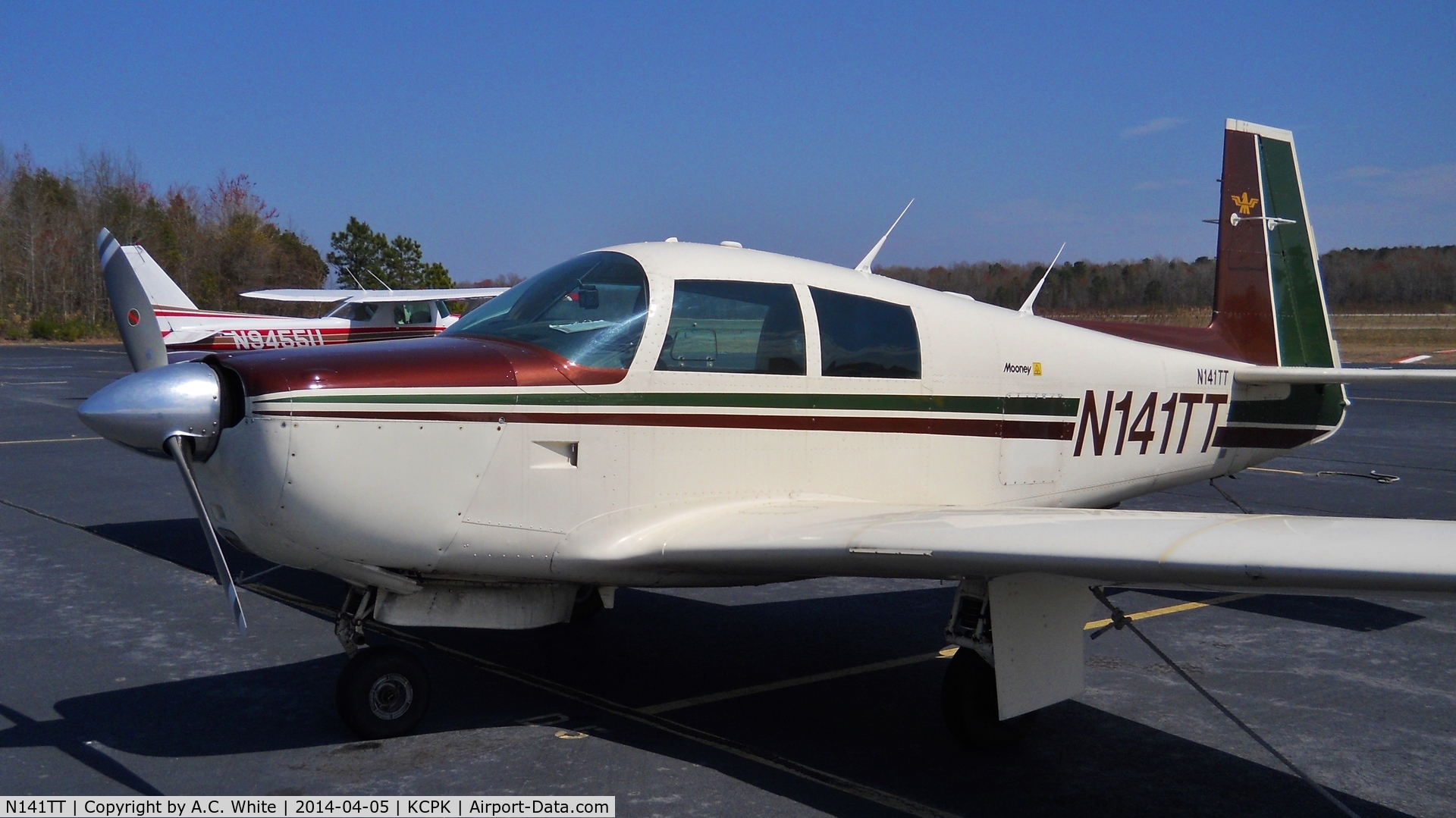 N141TT, 1965 Mooney M20E C/N 591, Nice looking Mooney at Chesapeake.