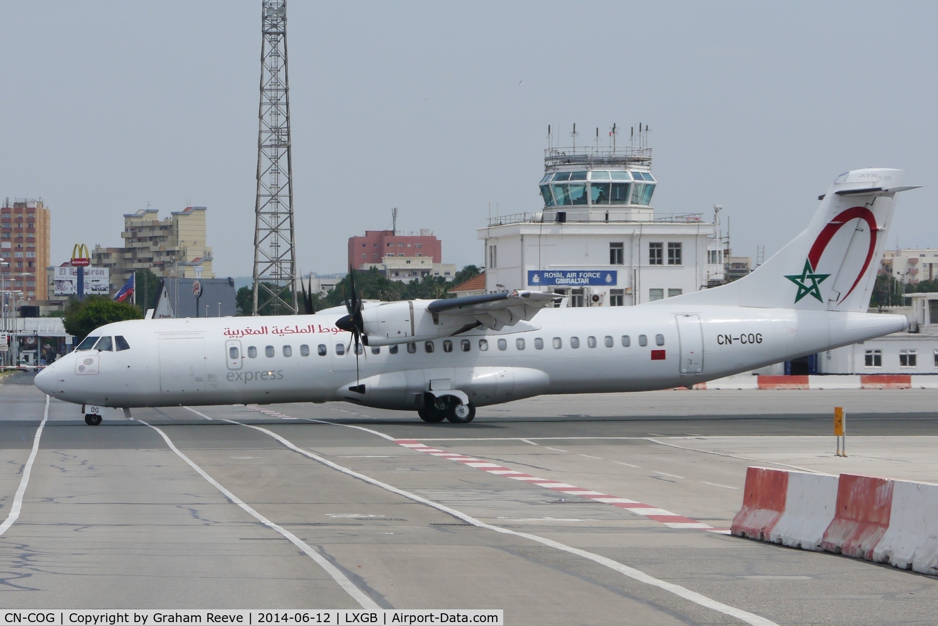 CN-COG, 2012 ATR 72-600 (72-212A) C/N 1035, About to depart.