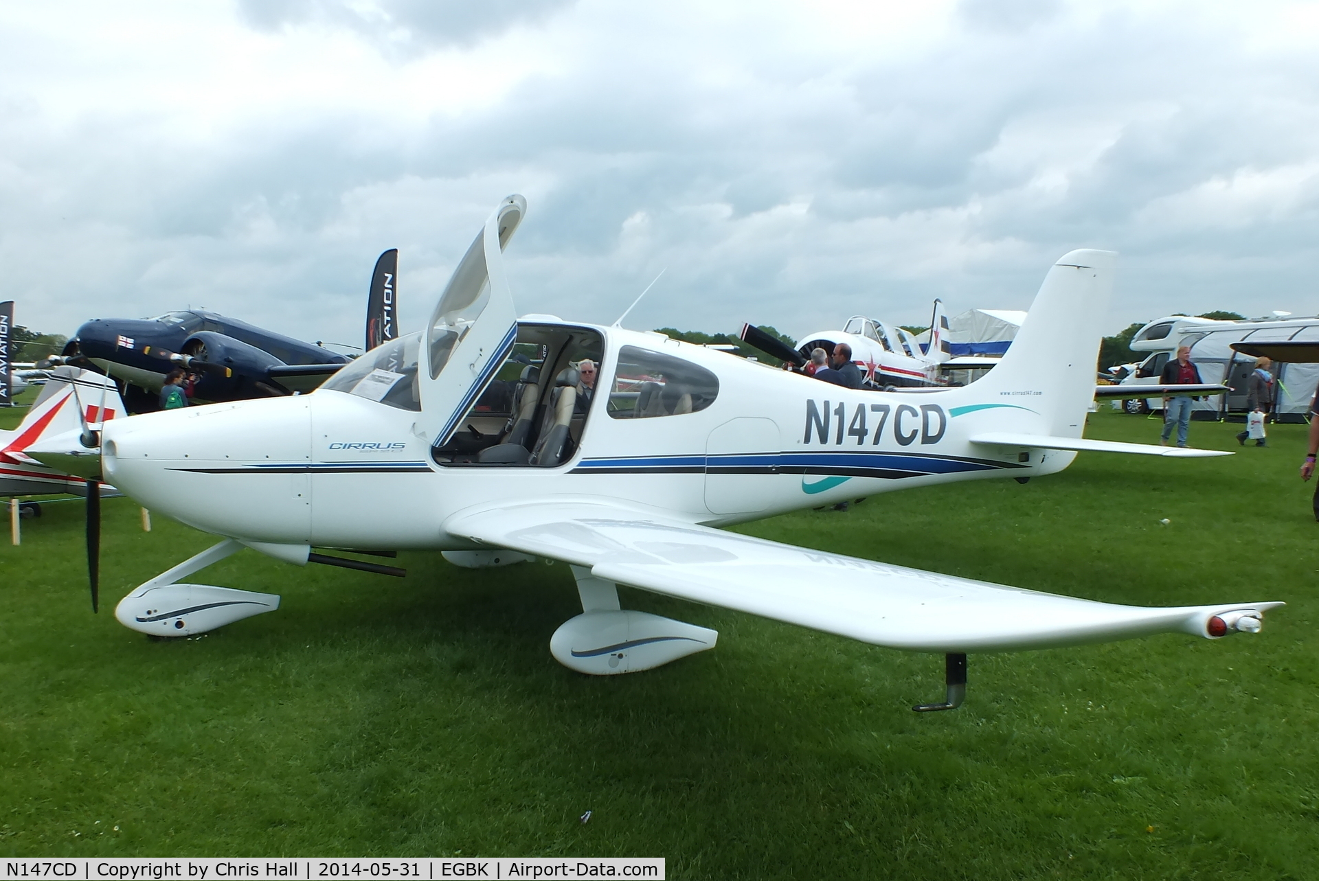 N147CD, 2000 Cirrus SR20 C/N 1043, at AeroExpo 2014