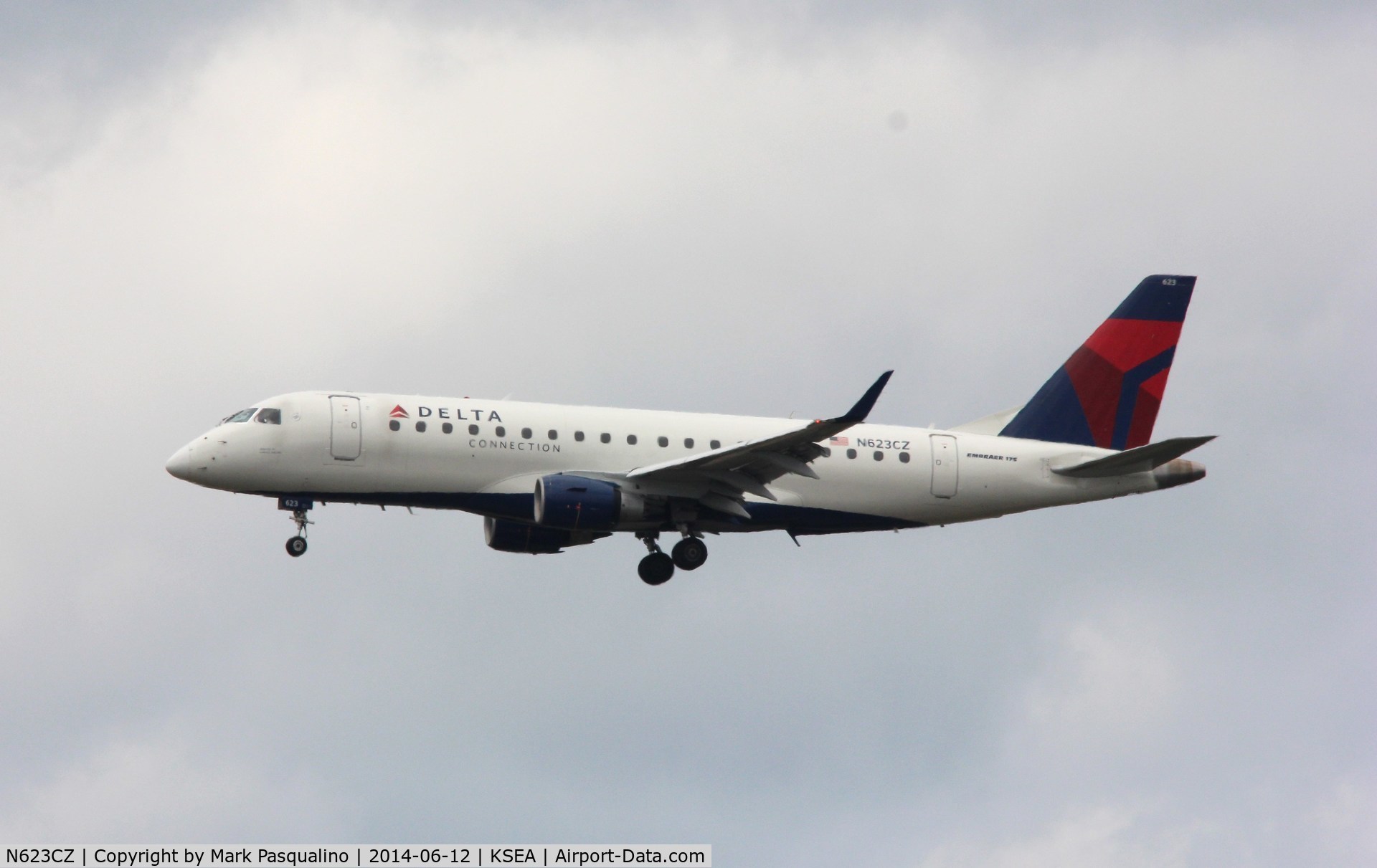 N623CZ, 2008 Embraer 175LR (ERJ-170-200LR) C/N 17000221, ERJ 170-200 LR