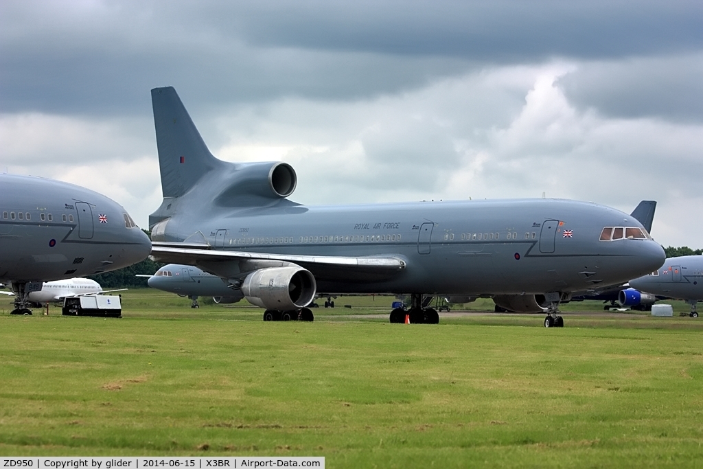 ZD950, 1979 Lockheed L-1011-385-3 TriStar K1 (500) C/N 193V-1164, Bruntingthorpe