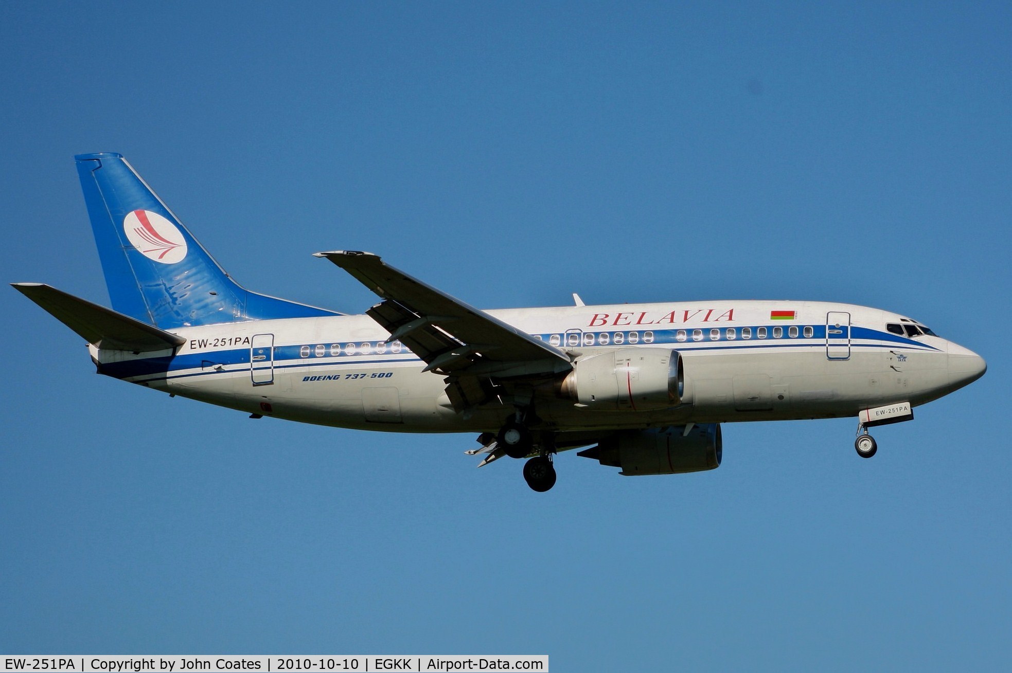 EW-251PA, 1997 Boeing 737-5Q8 C/N 27634/2889, Finals 08
