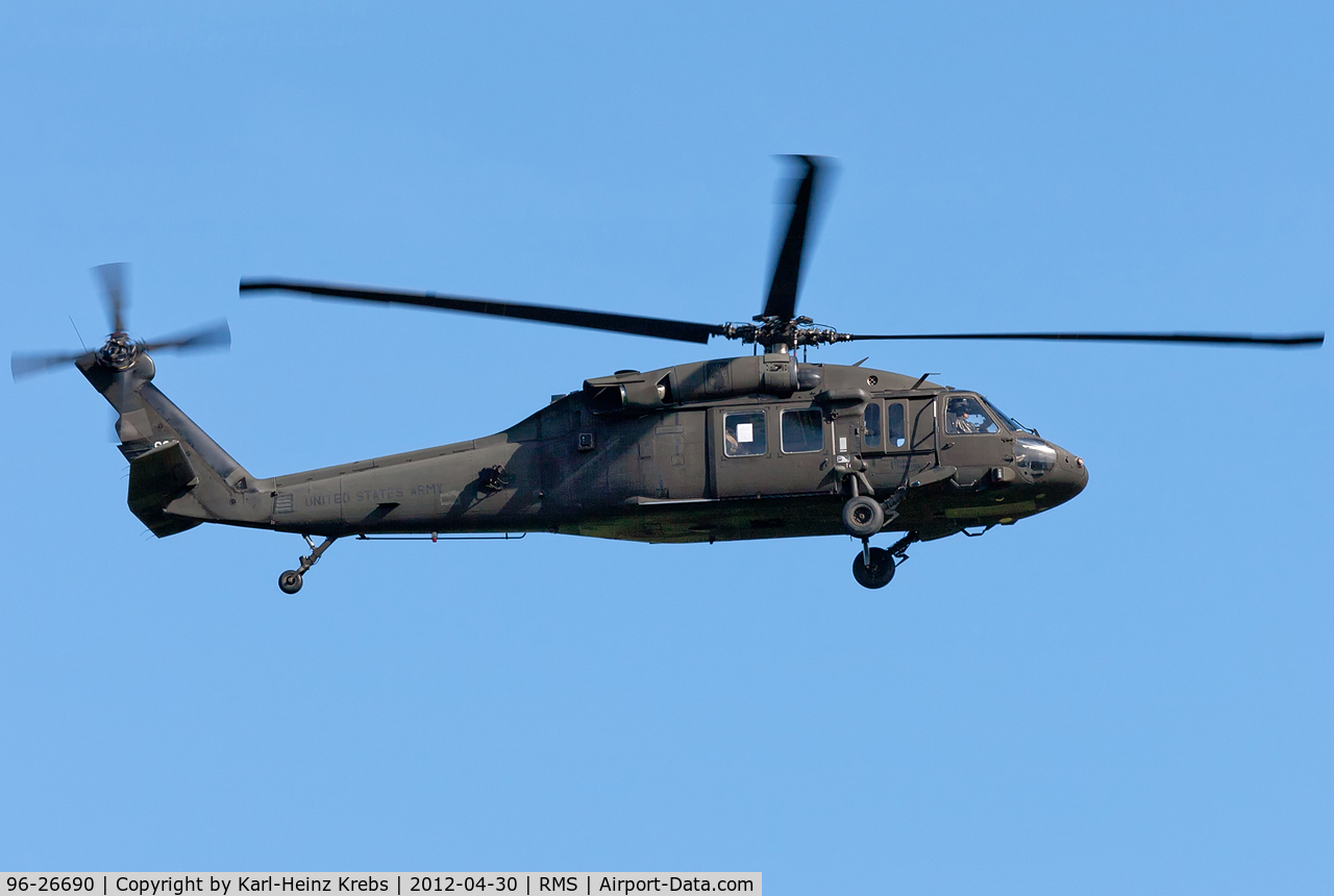 96-26690, 1996 Sikorsky UH-60L Black Hawk C/N 70-2222, US Army