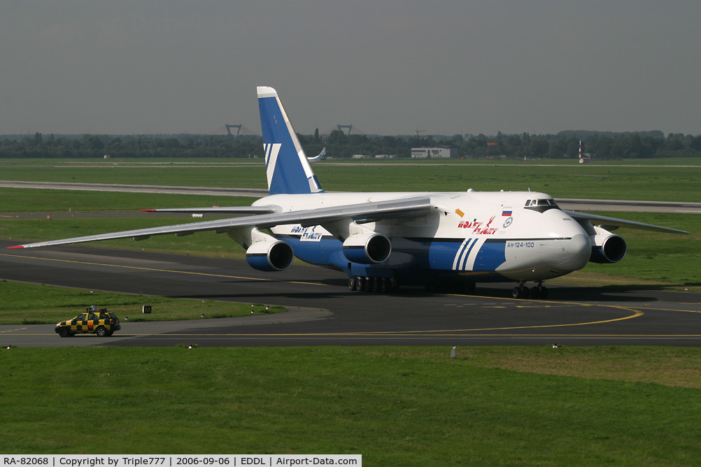 RA-82068, 1993 Antonov An-124-100 Ruslan C/N x770051359127, Antonov 124 Polet Flight
