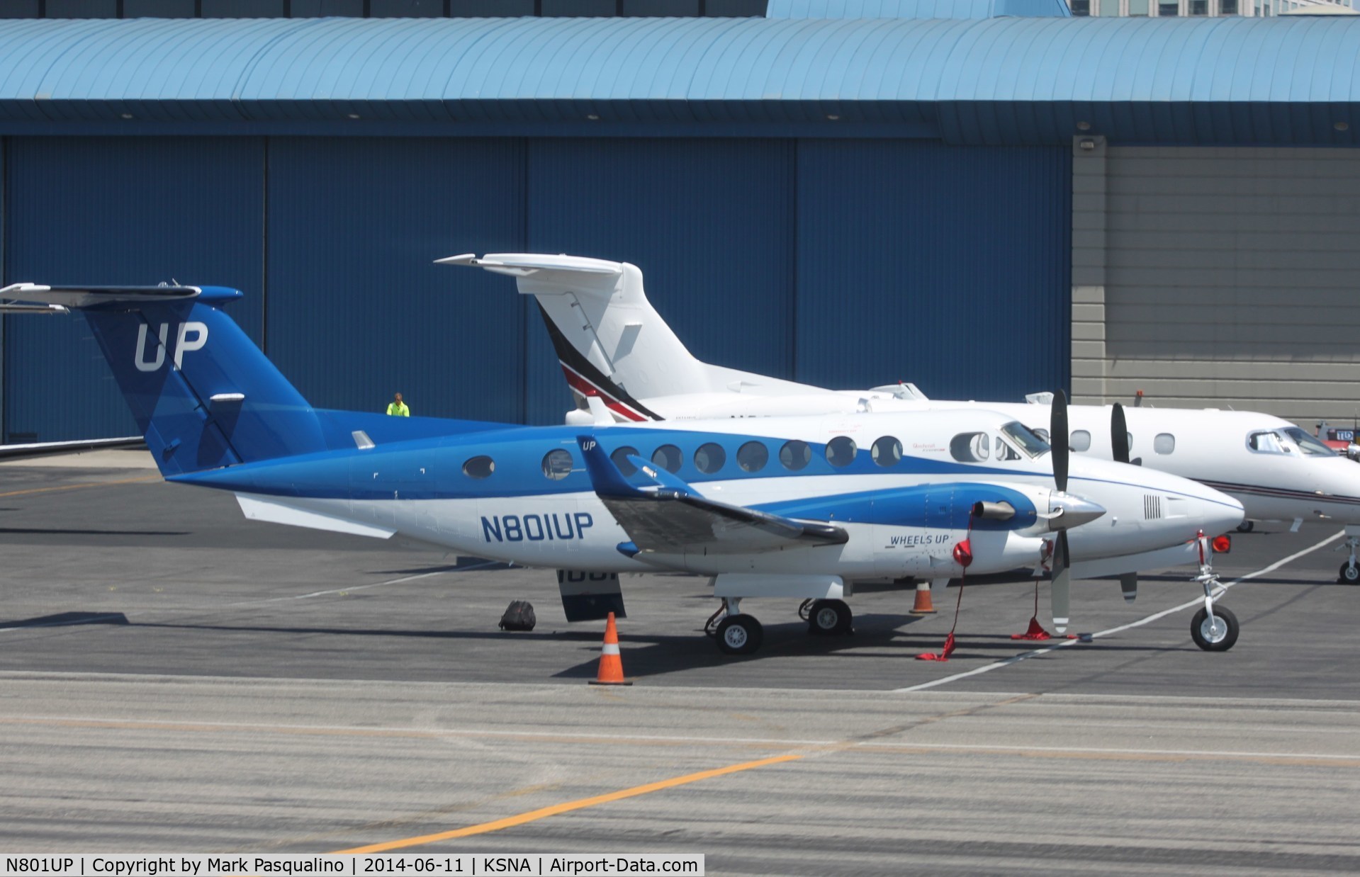N801UP, 2013 Beech B300 350i King Air C/N FL-884, Beech 350