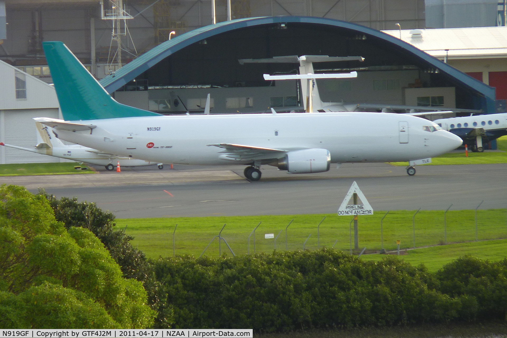 N919GF, Boeing 737-3S1 C/N 24834, N919GF at Aucklad, NZ after delivery flight 17.4.11