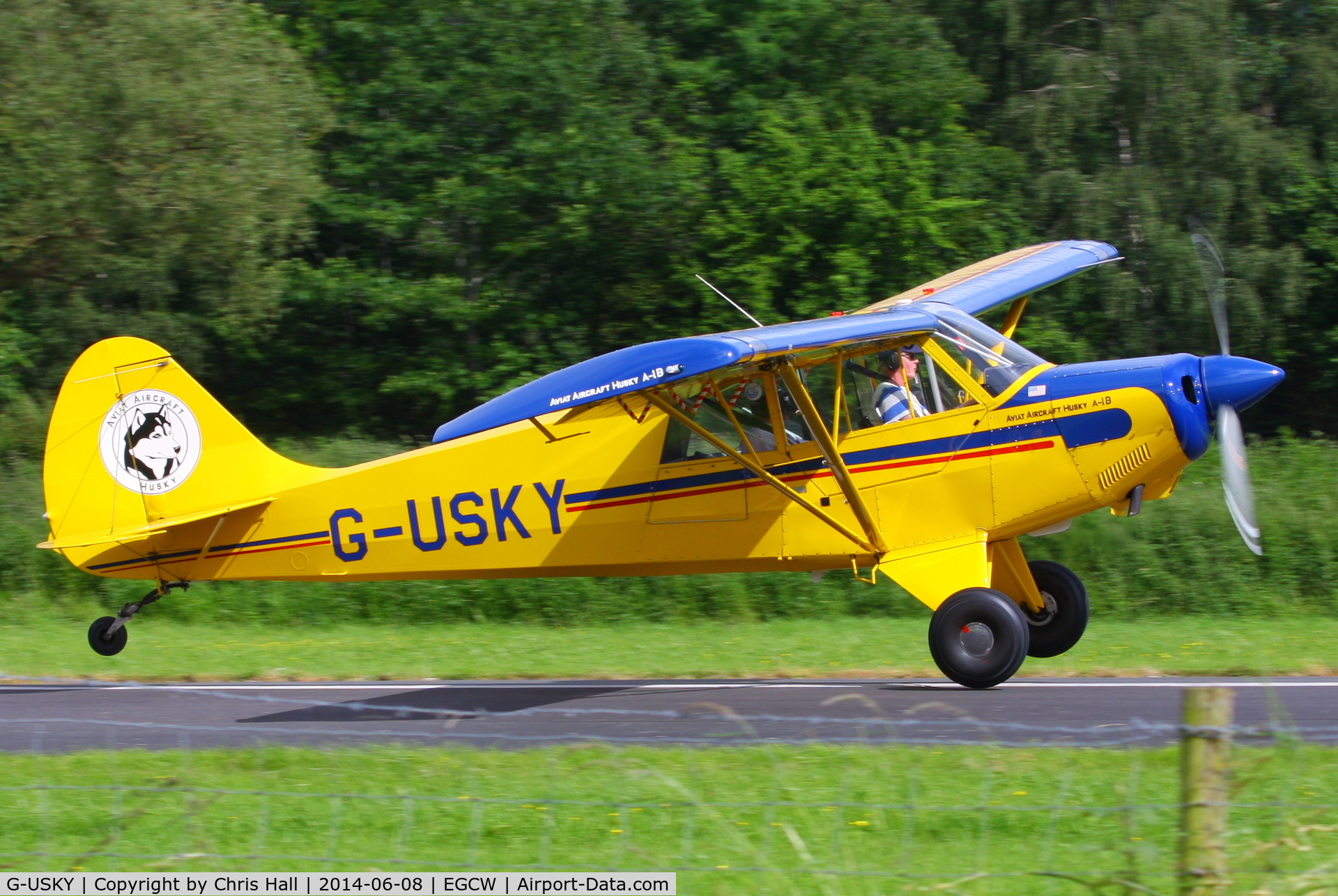 G-USKY, 2004 Aviat A-1B Husky C/N 2261, visitor at Welshpool