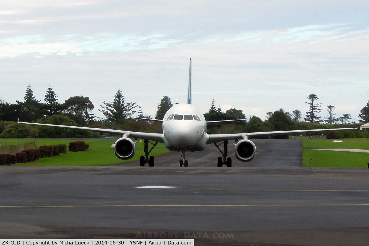 ZK-OJD, 2003 Airbus A320-232 C/N 2130, At Norfolk Island (Burnt Pine)