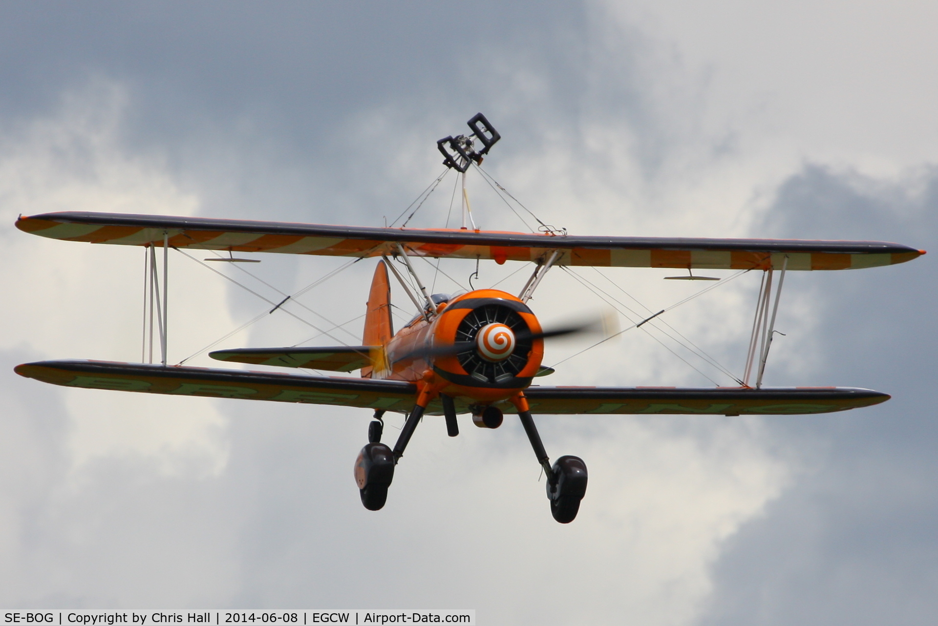 SE-BOG, 1942 Boeing N2S-3 Kaydet (B75N1) C/N 75-7128, at the Bob Jones Memorial Airshow, Welshpool