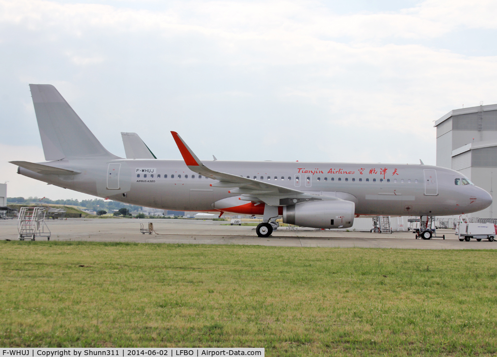 F-WHUJ, 2013 Airbus A320-232 C/N 5928, C/n 5928 - now for Tianjin Airlines in basic Jetstar c/s... Delivered since...