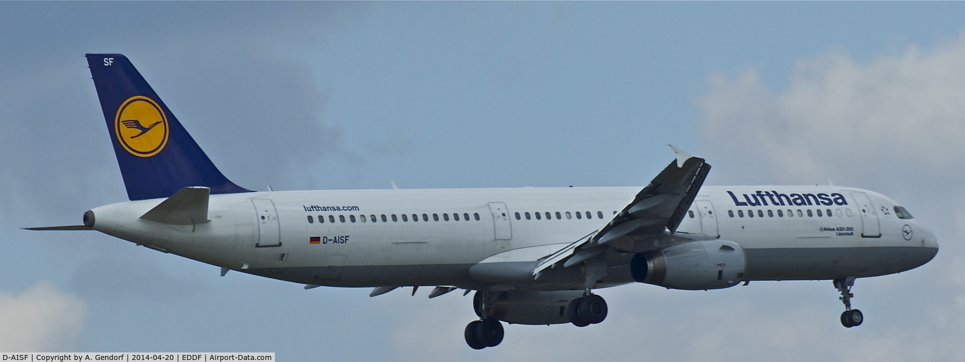 D-AISF, 2000 Airbus A321-231 C/N 1260, Lufthansa, is here on short final RWY 25R at Frankfurt Rhein/Main Int'l(EDDF)