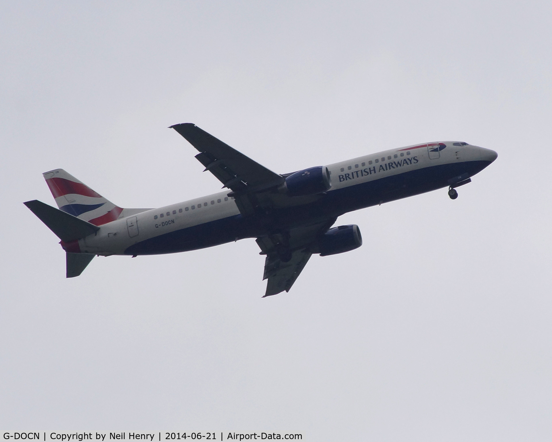 G-DOCN, 1992 Boeing 737-436 C/N 25848, On eastern approach to London Gatwick - over Newchapel, Surrey, UK