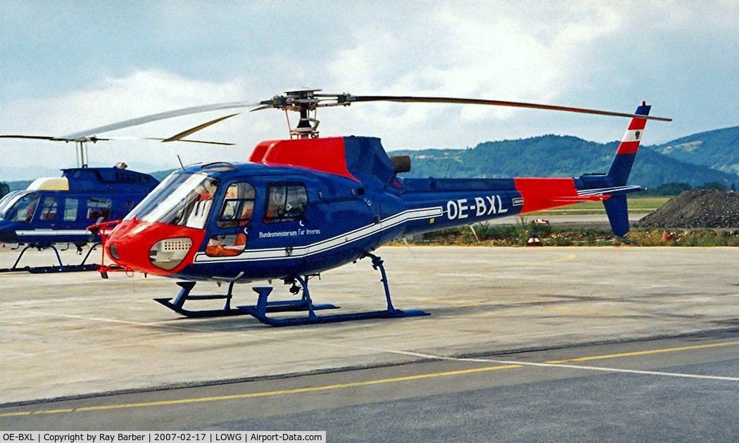 OE-BXL, Aerospatiale AS-350B-1 Ecureuil C/N 2049, Aerospatiale AS.350B-1 Ecureuil [2049] Graz~OE 19/06/1996