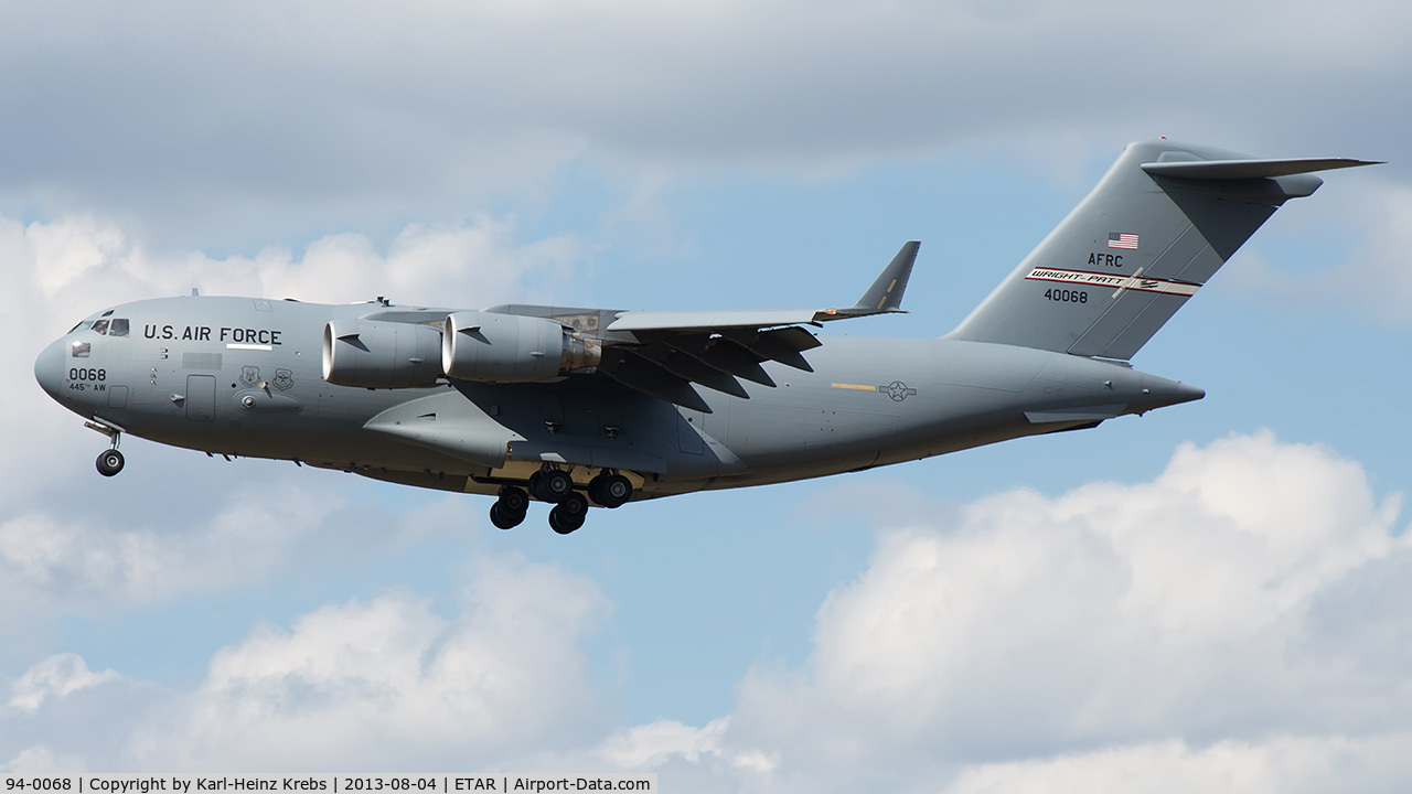 94-0068, 1994 McDonnell Douglas C-17A Globemaster III C/N 50028/F-27, US Air Force