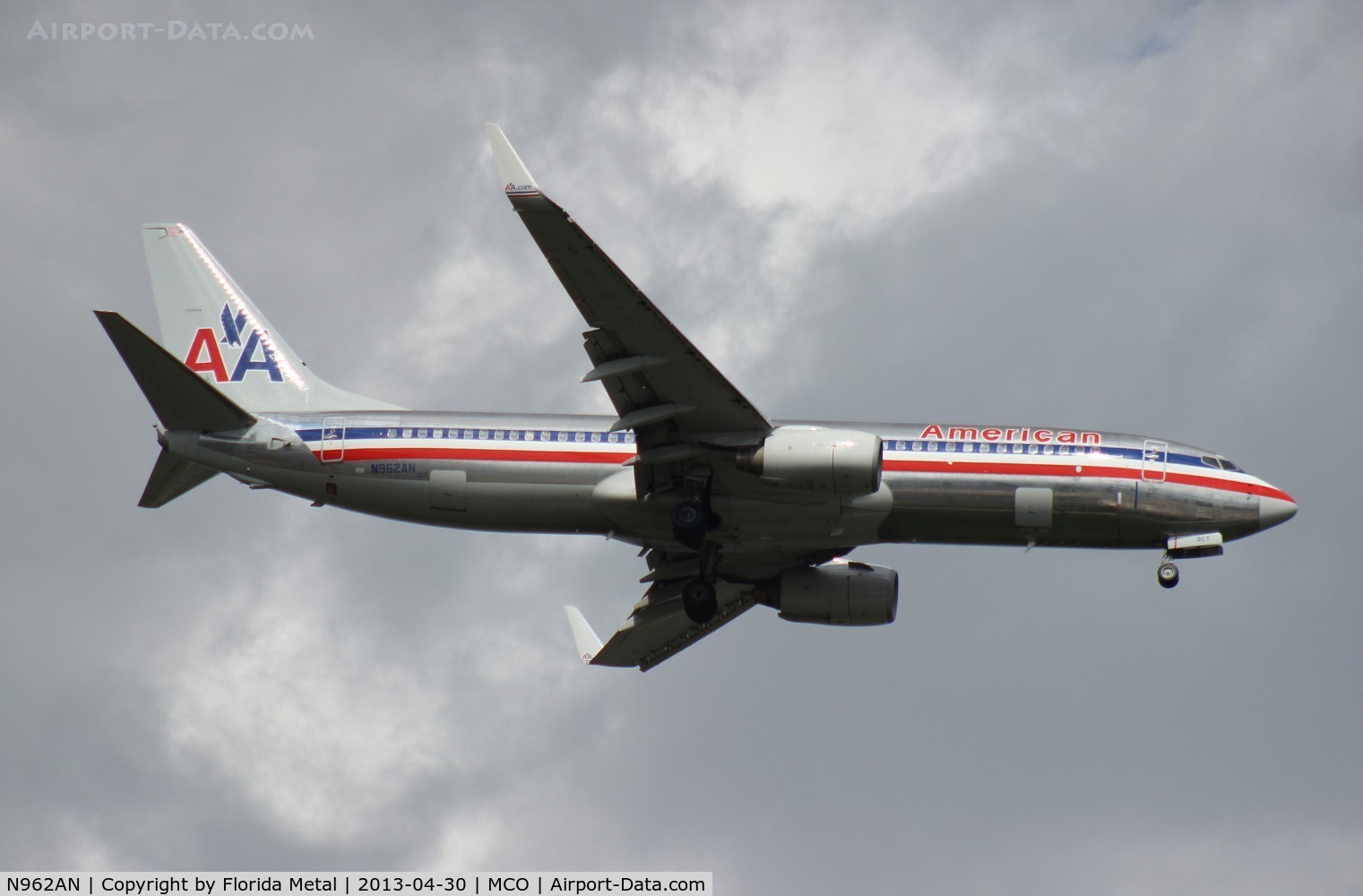 N962AN, 2001 Boeing 737-823 C/N 30858, American 737-800