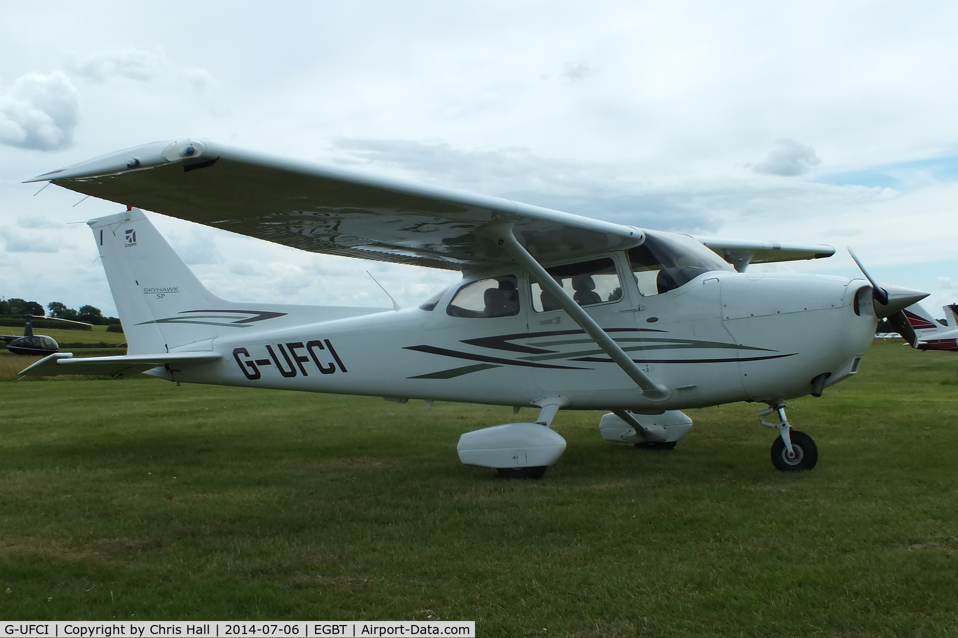 G-UFCI, 2007 Cessna 172S C/N 172S-10508, visitor at Turweston