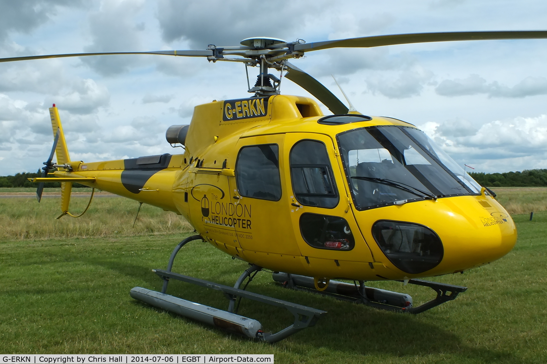 G-ERKN, 2002 Eurocopter AS-350B-3 Ecureuil Ecureuil C/N 3587, ferrying race fans to the British F1 Grand Prix at Silverstone