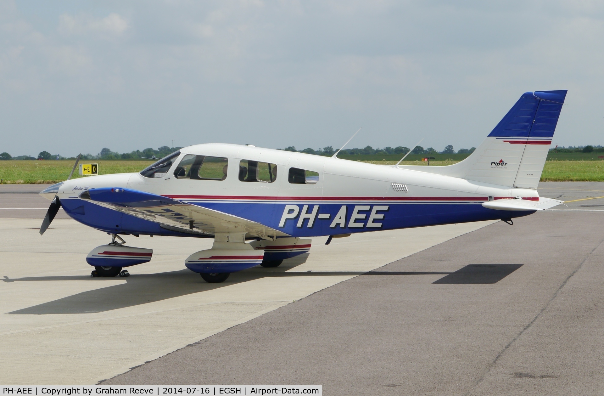 PH-AEE, Piper PA-28-181 Cherokee Archer II C/N 2843076, Parked at Norwich.