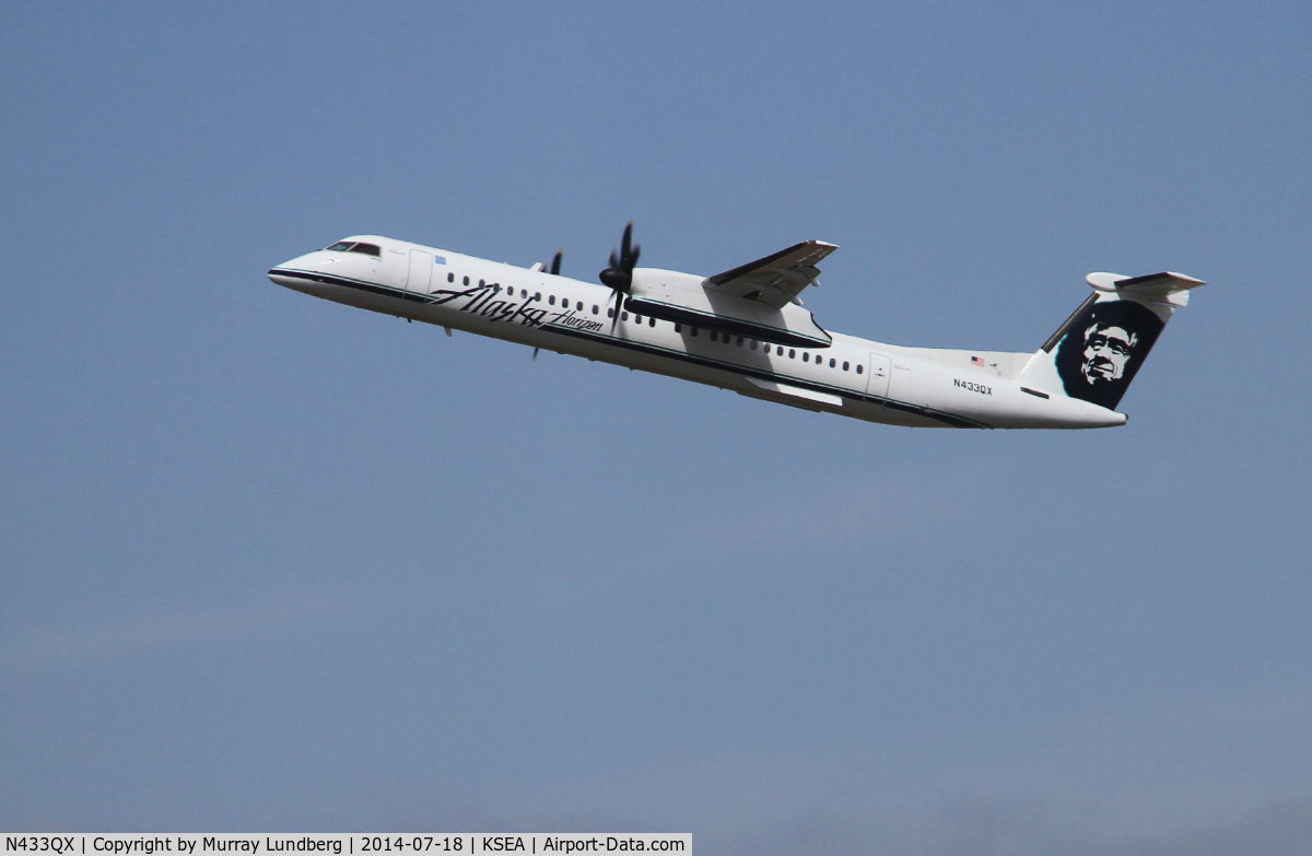 N433QX, 2008 Bombardier DHC-8-402 Dash 8 C/N 4210, Taking off at Seattle.