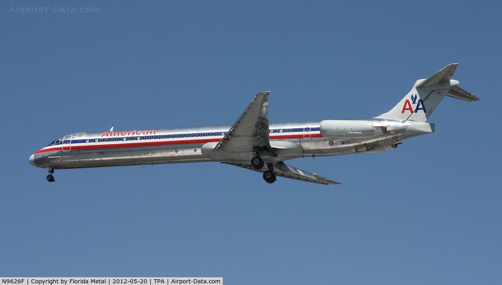 N9626F, 1998 McDonnell Douglas MD-83 (DC-9-83) C/N 53596, American MD-83