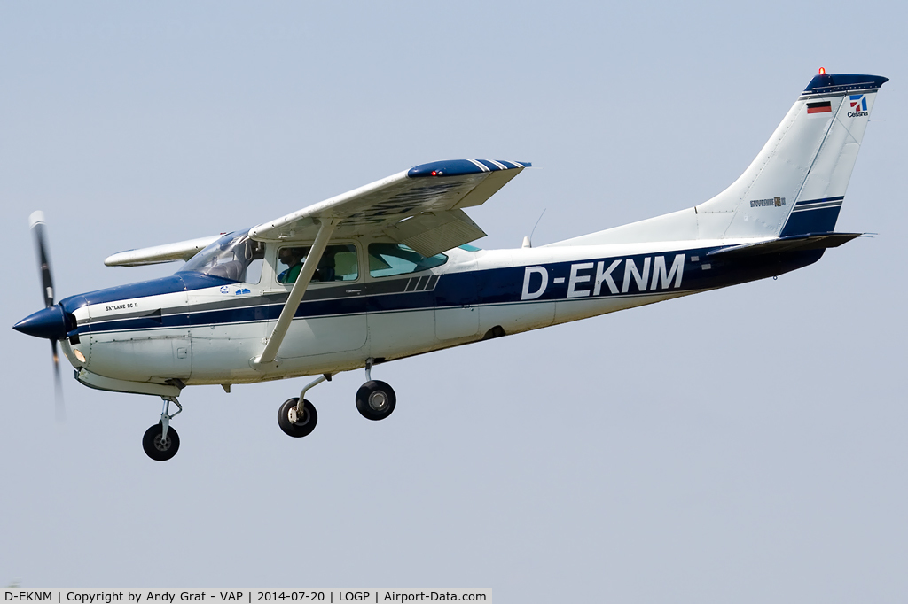 D-EKNM, 1978 Cessna R182 Skylane RG C/N R18200568, Cessna 182