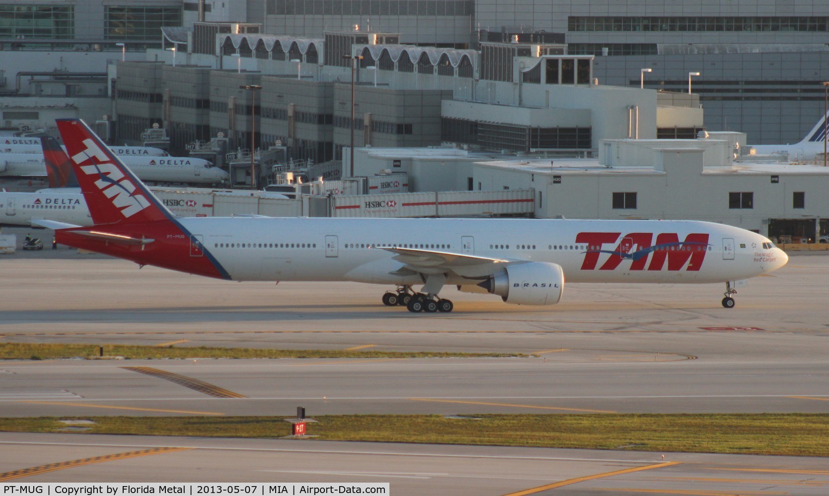 PT-MUG, 2012 Boeing 777-32W/ER C/N 38888, TAM 777-300