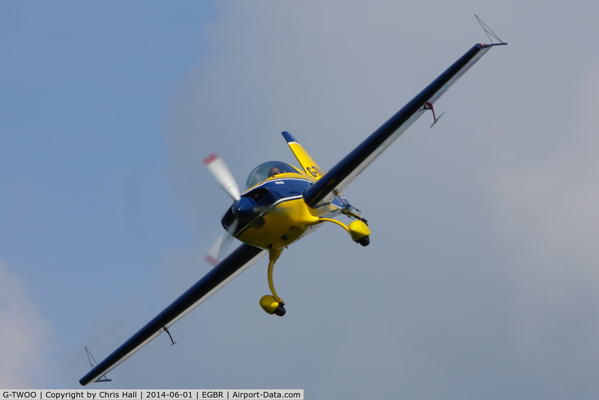 G-TWOO, 1996 Extra EA-300/200 C/N 05, at Breighton's Open Cockpit & Biplane Fly-in, 2014