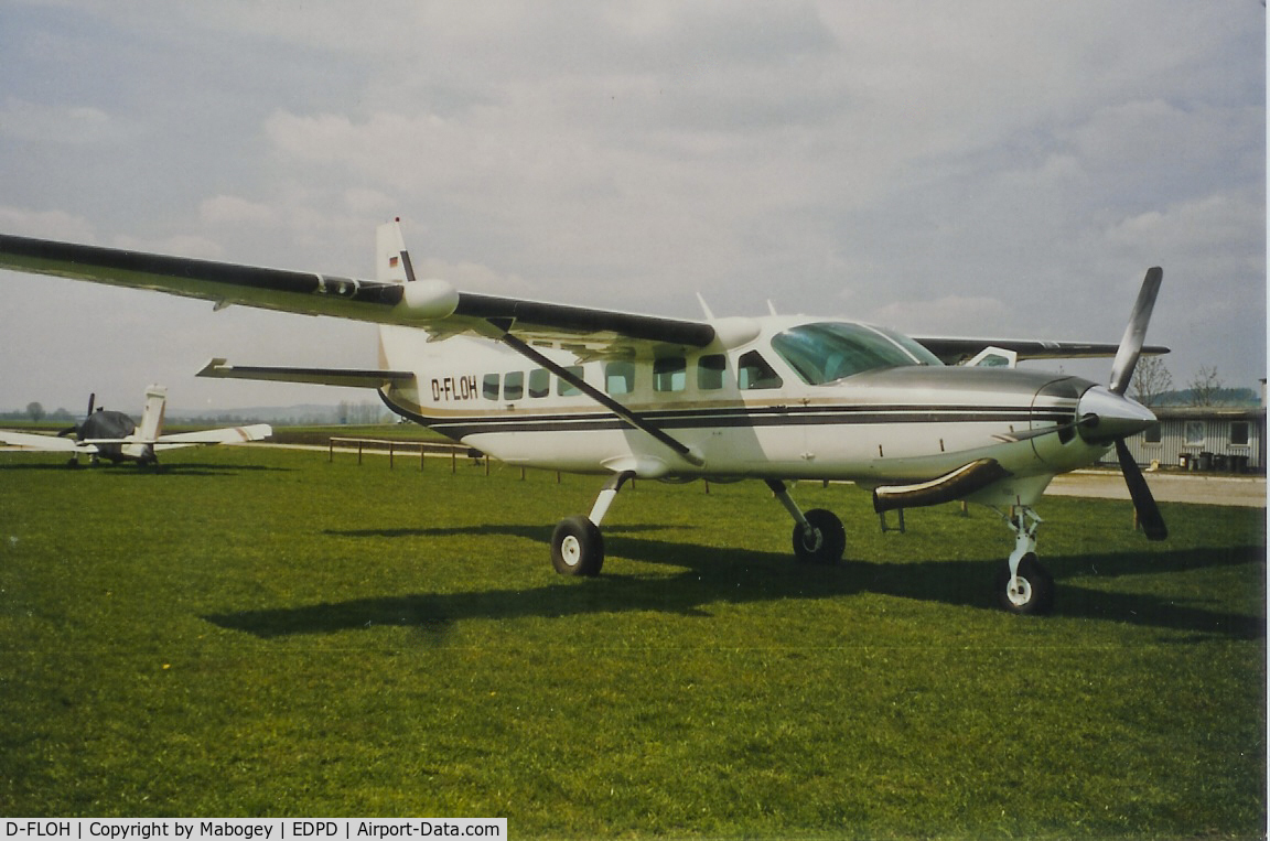 D-FLOH, 1996 Cessna 208B Grand Caravan C/N 208B-0576, The D-FLOH @ Dinglofing airport.