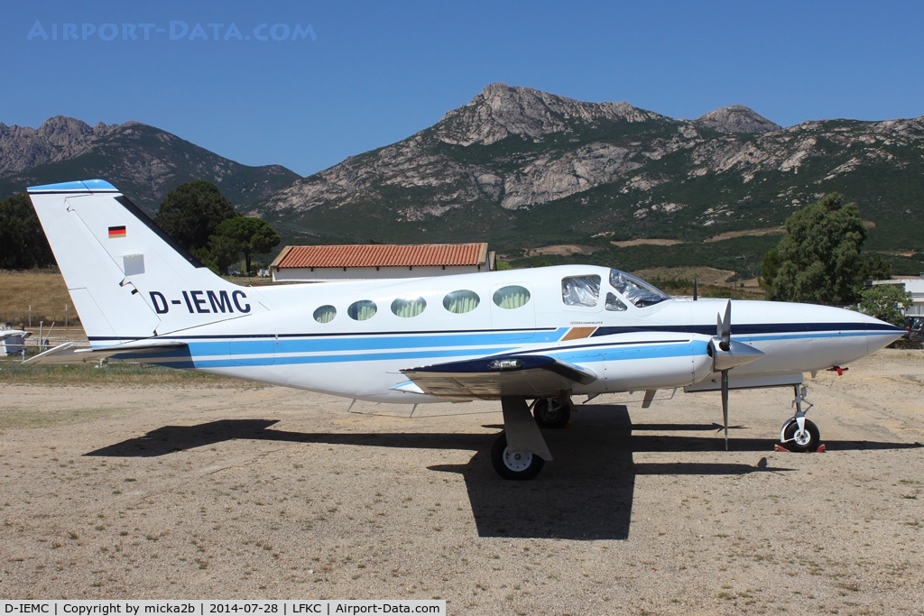 D-IEMC, Cessna 414A Chancellor Chancellor C/N 414A-0282, Parked