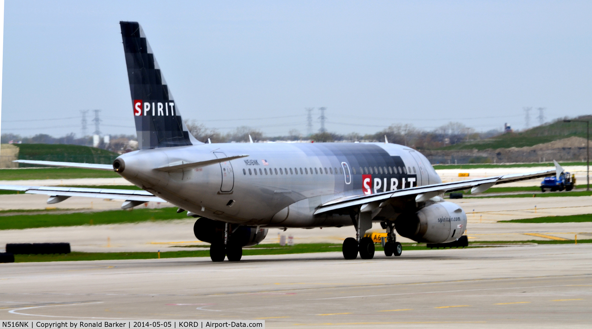 N516NK, 2006 Airbus A319-132 C/N 2704, Taxi O'Hare