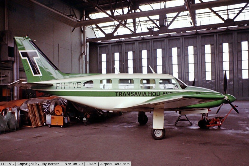 PH-TVB, Piper PA-31 C/N 31-408, Piper PA-31-310 Navajo [31-408] (Transavia Holland) Amsterdam-Schiphol~PH 29/08/1976. From a slide.