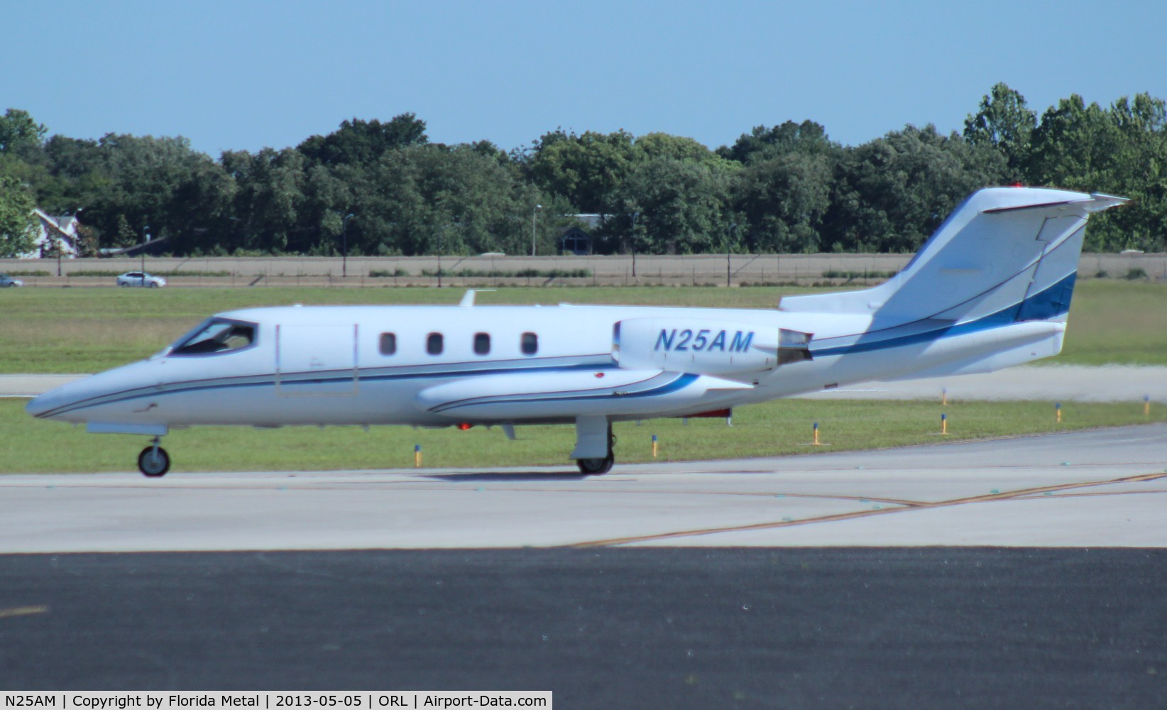 N25AM, Gates Learjet 25D C/N 321, Lear 25D
