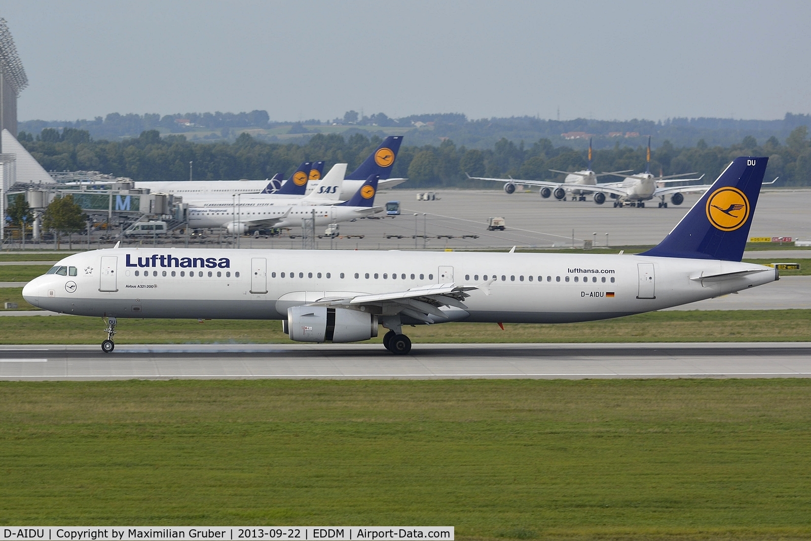 D-AIDU, 2012 Airbus A321-231 C/N 5186, Lufthansa