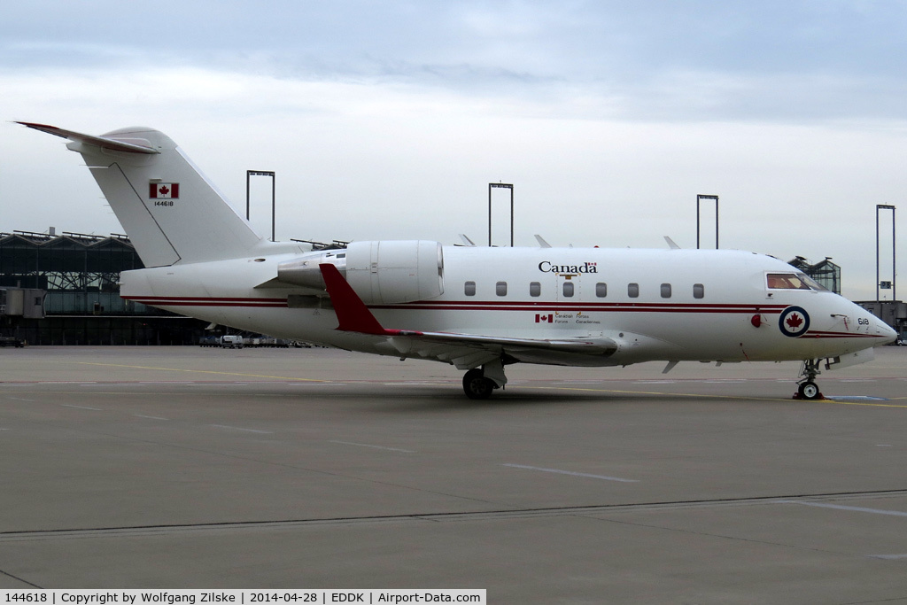 144618, 2002 Bombardier Challenger 604 (CL-600-2B16) C/N 5535, visitor