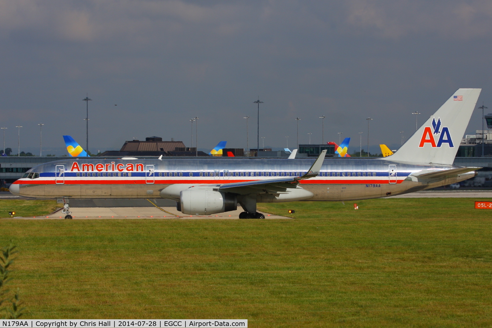 N179AA, 2002 Boeing 757-223 C/N 32397, American Airlines