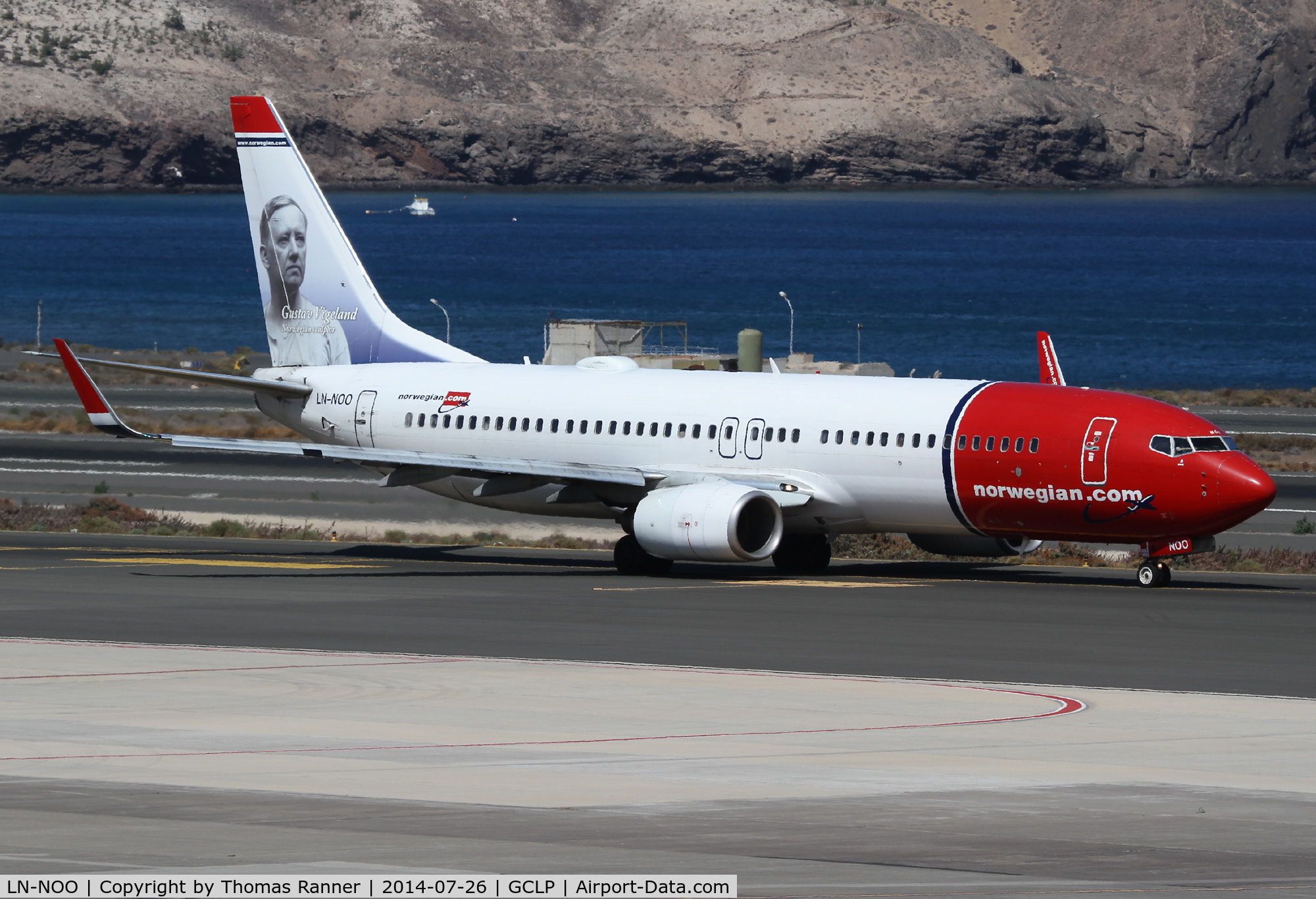 LN-NOO, 2003 Boeing 737-86Q C/N 30289, Norwegian B737